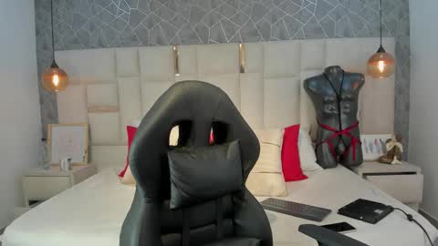 Snapshot of im_alaya chatting on February 2026 03:59:02 AM Alaya online show from February 2026 03:59:02 AM