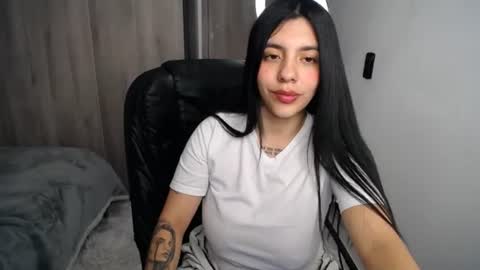 Alyn online show from July 2026 07:54:02 PM