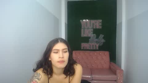 Snapshot of im_anny_t chatting on October 2025 12:24:01 PM Anny online show from October 2025 12:24:01 PM
