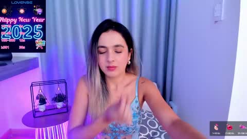 Snapshot of im_antonia chatting on January 2025 01:22:01 PM LUCY online show from January 2025 01:22:01 PM