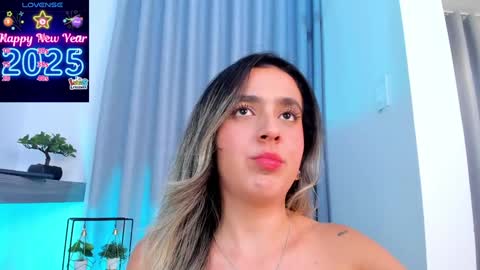 Snapshot of im_antonia chatting on January 2025 10:04:01 PM LUCY online show from January 2025 10:04:01 PM