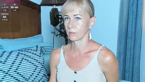 Snapshot of im_beautiful chatting on November 2025 12:50:02 PM Christine - online show from November 2025 12:50:02 PM