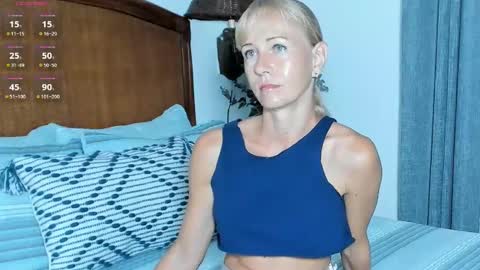 Snapshot of im_beautiful chatting on November 2025 01:10:01 PM Christine - online show from November 2025 01:10:01 PM