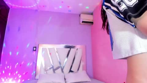 im_brittany_333 online show from May 2026 11:14:02 PM