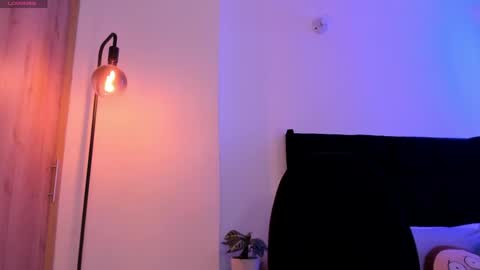 Jhonatan online show from April 2026 02:27:02 AM