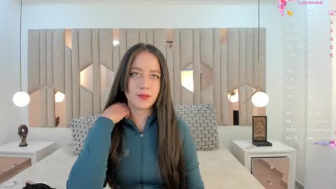 Caro   online show from December 2024 04:20:01 AM