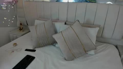 DAHLIA online show from December 2024 07:52:02 PM