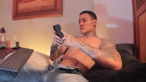 im_dominike online show from February 2025 11:15:01 PM