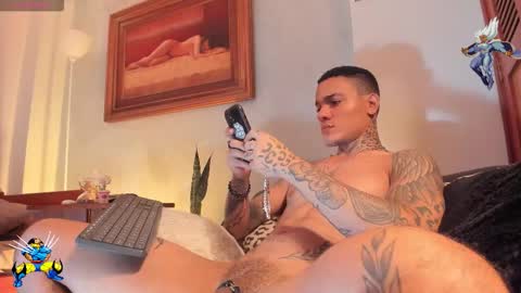 im_dominike online show from November 2025 06:53:01 PM