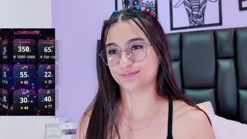 Eliza online show from February 2025 08:59:02 PM