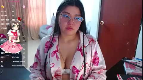 Hanna online show from October 2025 07:36:02 PM