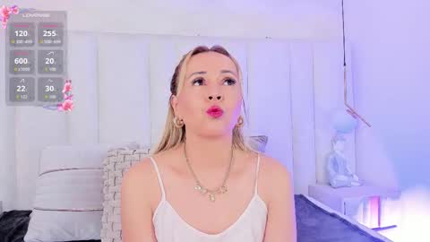 Mailyn Jung online show from February 2026 12:12:01 PM