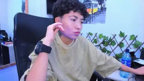 mathias online show from November 2025 04:01:01 AM