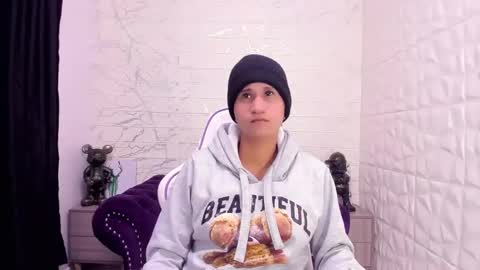 im_milan_rs online show from February 2025 06:40:01 AM