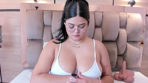 im mou  online show from February 2026 12:50:02 PM