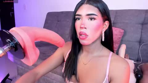 im_perlahot online show from February 2026 11:17:01 PM