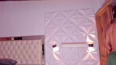 im_sebaslopez online show from April 2026 12:29:02 PM