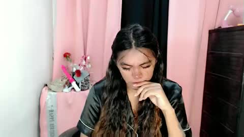 im_yourfairyannaxx online show from September 2025 05:46:01 PM