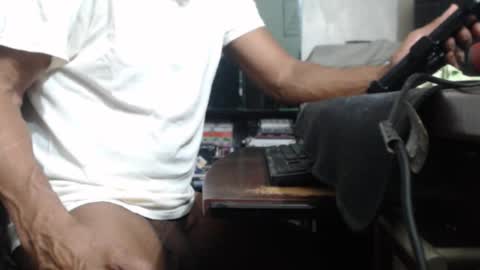 Snapshot of imanlolo789__ chatting on January 2025 11:39:01 AM Imanlolo789 formerly known as Slimrodxxx independent model online show from January 2025 11:39:01 AM