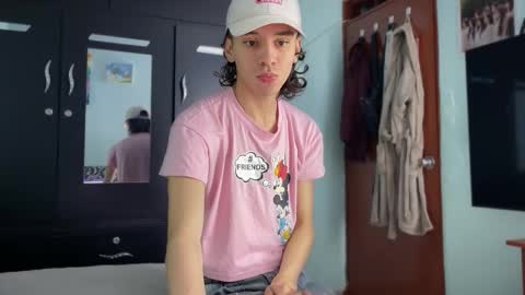 Colton Alvin Independent model online show from October 2025 11:07:01 PM