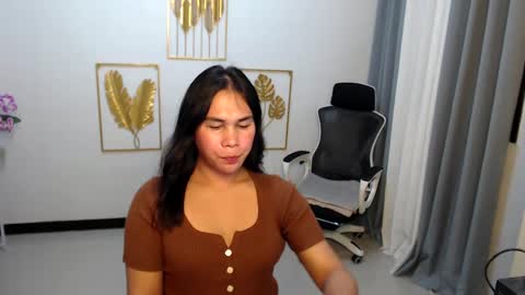 Ashley online show from December 2024 11:36:01 AM