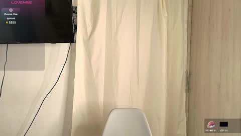 Snapshot of imgerver chatting on September 2025 12:10:02 PM GERVE online show from September 2025 12:10:02 PM