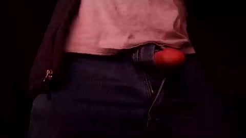 Iminyourroom online show from March 2025 09:45:02 AM