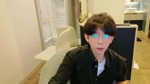 imlowerlife online show from October 2025 09:50:02 AM