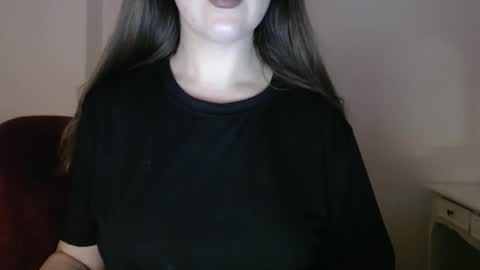 Pola online show from December 2024 10:26:02 PM