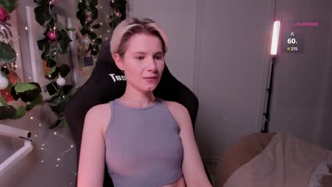 Mia online show from January 2025 08:18:02 PM