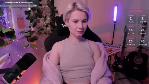 Mia online show from February 2025 09:43:02 AM