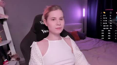 Mia online show from June 2026 09:55:02 AM