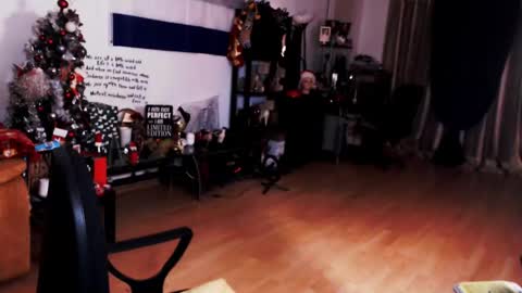 Empress online show from February 2025 01:27:02 AM