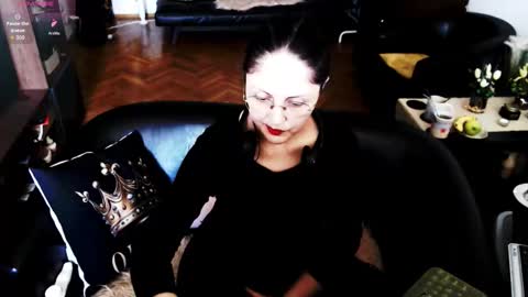 Empress online show from April 2026 10:37:02 AM