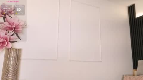 Karen  online show from February 2026 07:34:02 PM