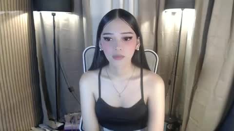 Snapshot of imyourlegalbaby chatting on December 2025 04:07:01 AM Aki online show from December 2025 04:07:01 AM