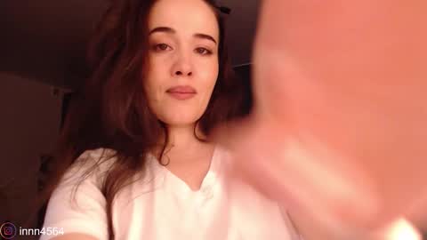 Snapshot of in_yan chatting on December 2025 06:56:01 PM Lin online show from December 2025 06:56:01 PM