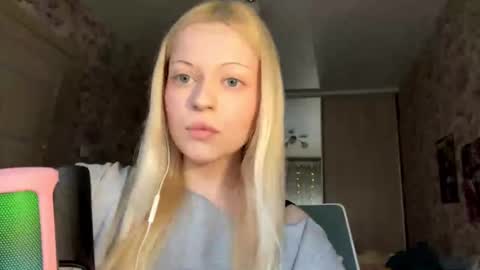 Lola online show from February 2026 12:48:02 PM