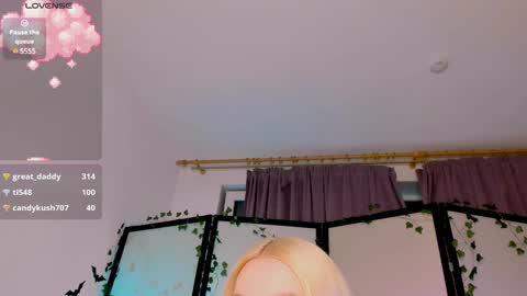 Snapshot of inchcaser chatting on January 2025 11:04:01 PM Dina Help me reach 100 likes online show from January 2025 11:04:01 PM