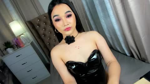 Snapshot of indestructabletrixie chatting on December 2024 12:38:01 PM indestructabletrixie online show from December 2024 12:38:01 PM