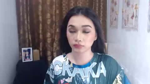 Snapshot of indestructabletrixie chatting on January 2025 06:10:02 PM indestructabletrixie online show from January 2025 06:10:02 PM