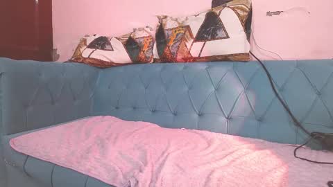 Parul online show from November 2025 10:04:02 AM