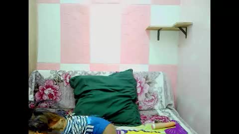 Snapshot of indian_sexybtx chatting on October 2025 06:34:02 AM indian_sexybtx online show from October 2025 06:34:02 AM