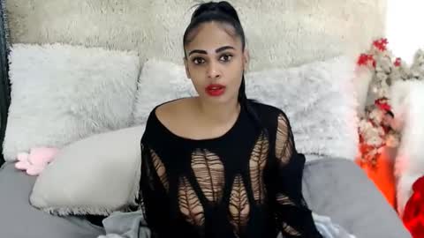 Jazmin online show from May 2026 09:24:01 PM