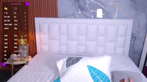 Snapshot of indiancutiie chatting on January 2025 08:26:02 PM LITTLE AINHOA online show from January 2025 08:26:02 PM