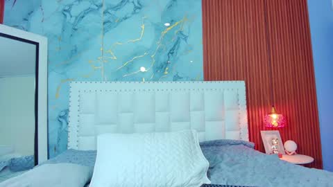 Snapshot of indiancutiie chatting on January 2025 07:10:02 PM LITTLE AINHOA online show from January 2025 07:10:02 PM