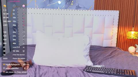 Snapshot of indiancutiie chatting on February 2025 11:04:01 PM LITTLE AINHOA online show from February 2025 11:04:01 PM