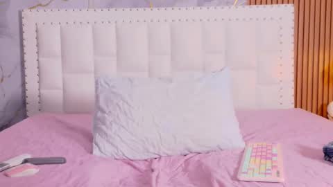 Snapshot of indiancutiie chatting on October 2025 07:45:02 PM LITTLE AINHOA online show from October 2025 07:45:02 PM