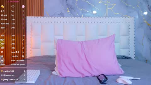 Snapshot of indiancutiie chatting on February 2026 08:05:01 PM LITTLE AINHOA online show from February 2026 08:05:01 PM