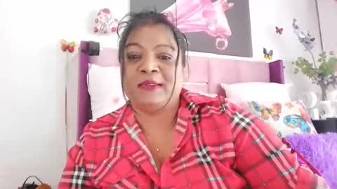 Snapshot of indiandelia chatting on February 2025 10:15:02 AM indiandelia online show from February 2025 10:15:02 AM